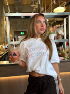 HOT GIRLS ARE DELULU